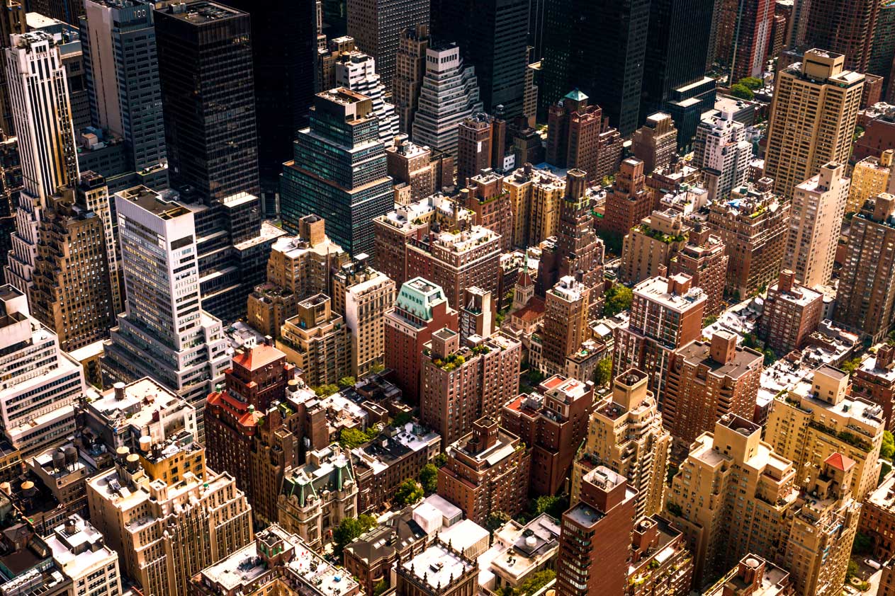 Image of a metronome.